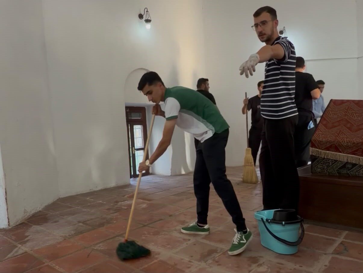 AK Parti Osmangazi Gençlik Kolları’ndan tarihi mirasa anlamlı vefa 13 Bülten Medya -