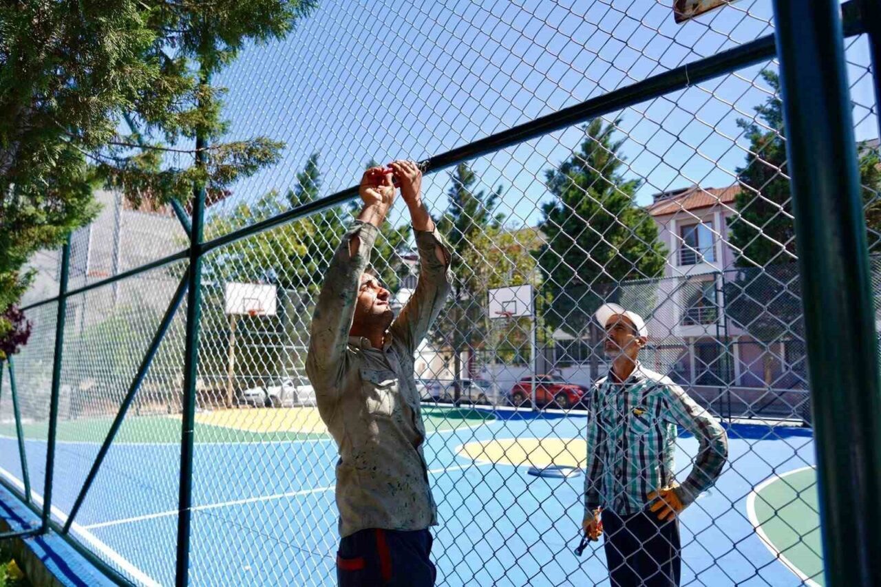 Altıeylül’de parklara güvenli ve modern dokunuş 16 Bülten Medya -