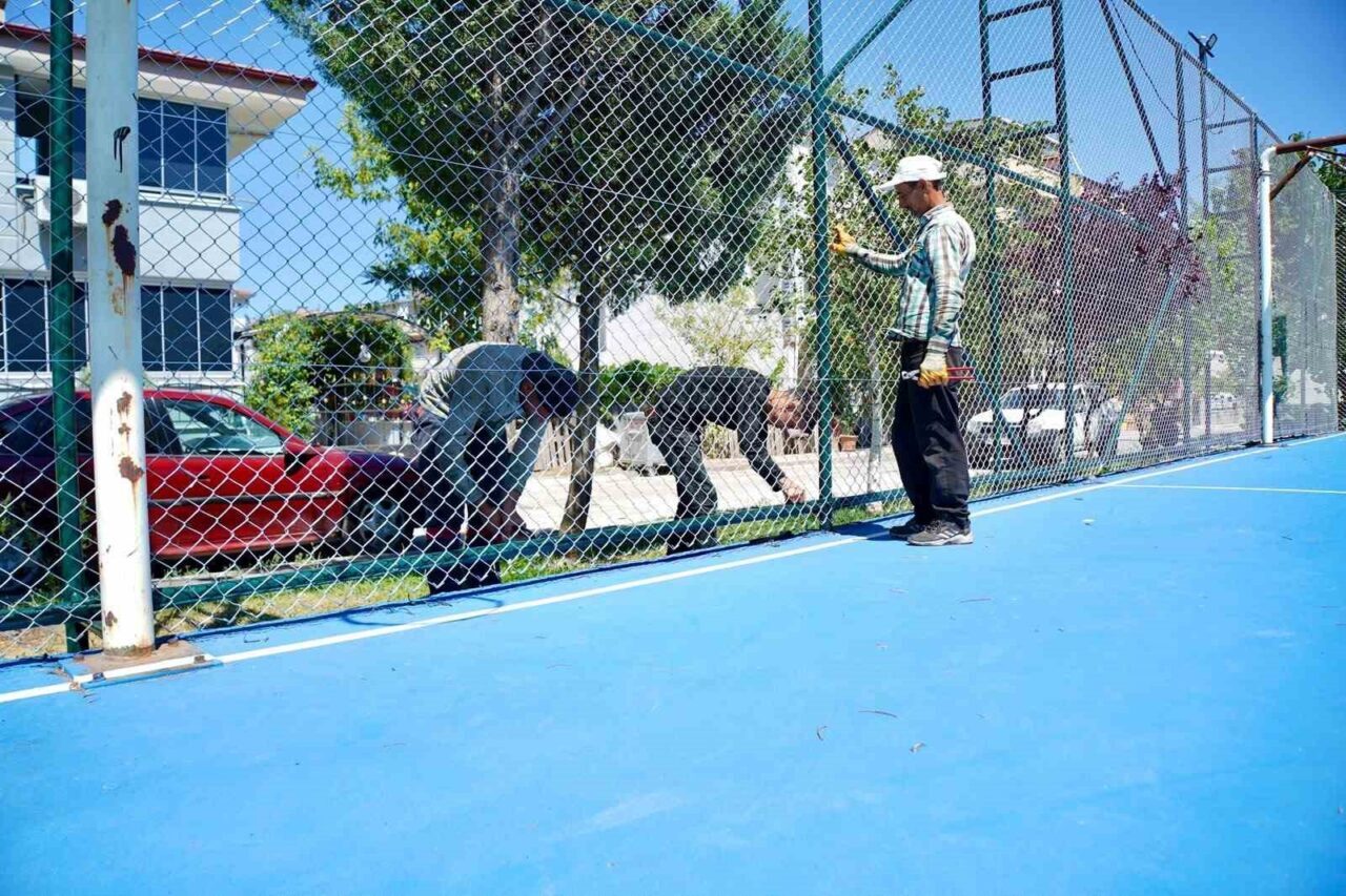 Altıeylül’de parklara güvenli ve modern dokunuş 20 Bülten Medya -