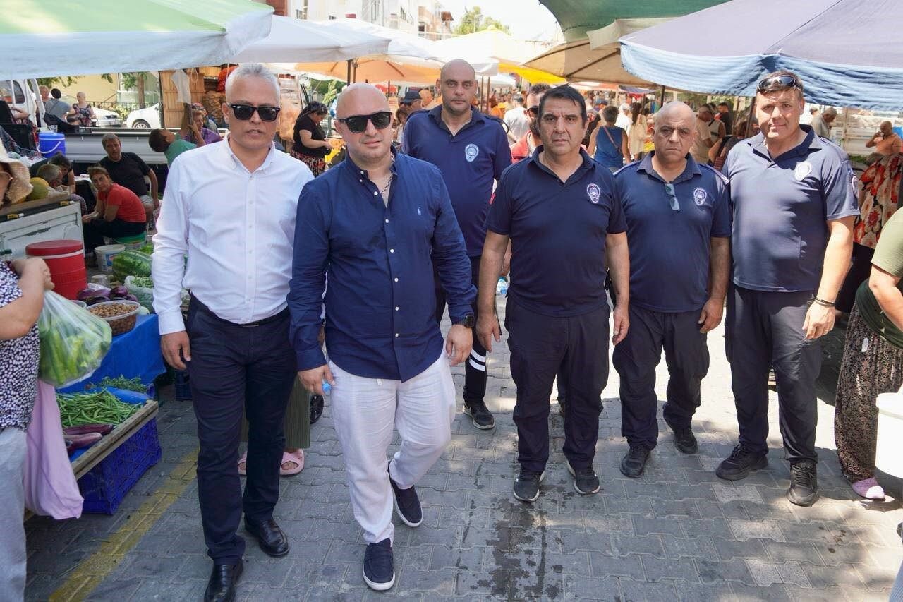 Altınoluk Salı Pazarı’nda denetimler sıklaştırıldı 14 Bülten Medya -