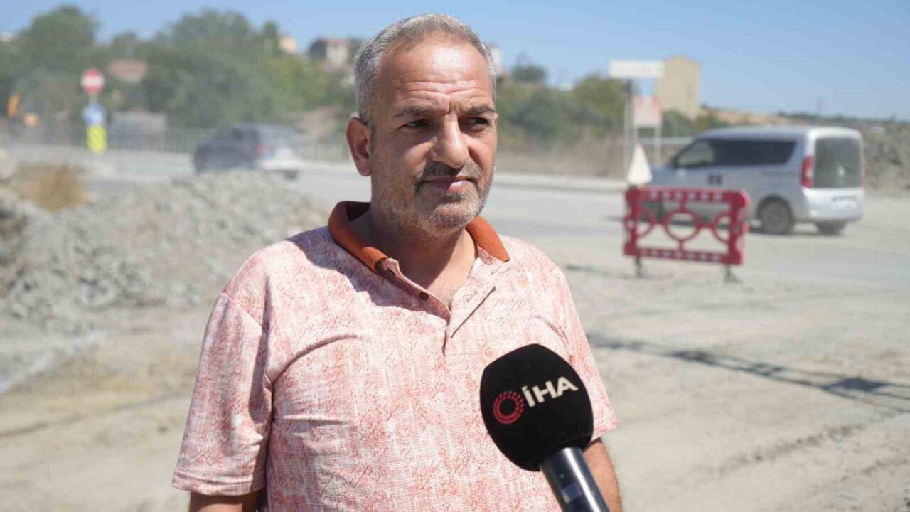 Hadımköy’de yol çalışması sırasında açılan çukura düşen taksinin sürücüsü Kaan