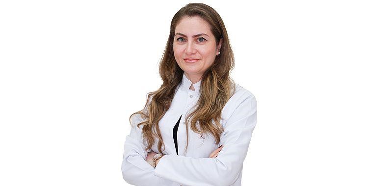 Uzmandan sıcak hava uyarısı: Susamayı beklemeyin İç Hastalıkları Uzmanı Dr. Öğr. Üyesi Filiz Çalışkan Esen, sıcak