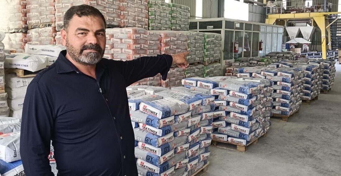 Mermer atıkları ihracat ürününe dönüşüyor Bursa’nın Yenişehir ilçesinde faaliyet gösteren firma, mermer üretiminden çıkan kırık