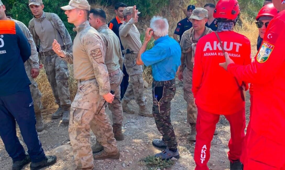 Ayvacık’ta kaybolan alzaymır hastası bulundu Çanakkale’nin Ayvacık ilçesinde dün sabah saatlerinde kaybolan alzaymır hastası yaşlı