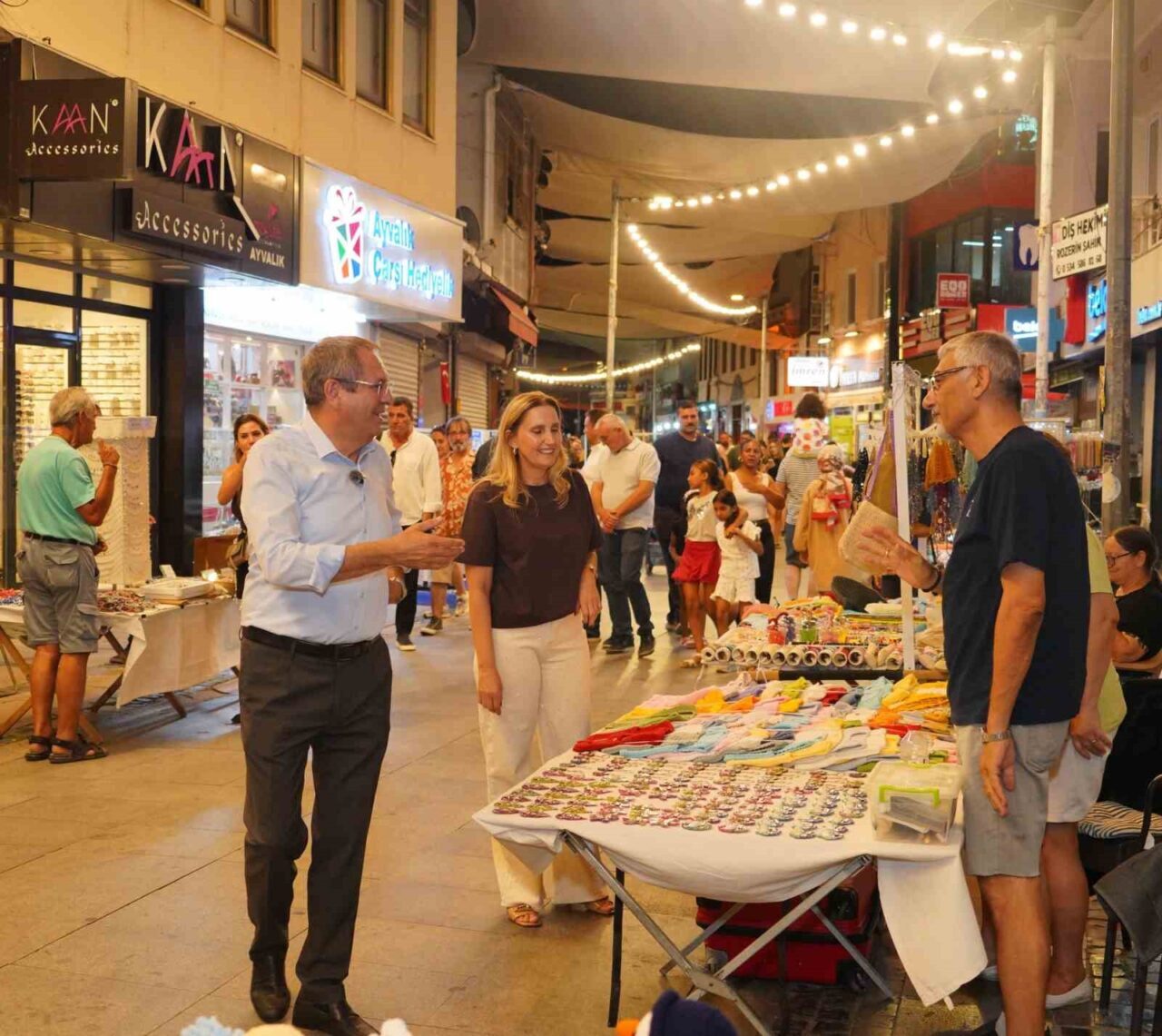 Ayvalık’ta Üretici ve El Emeği Pazarı yaz akşamlarına renk katıyor 20 Bülten Medya -