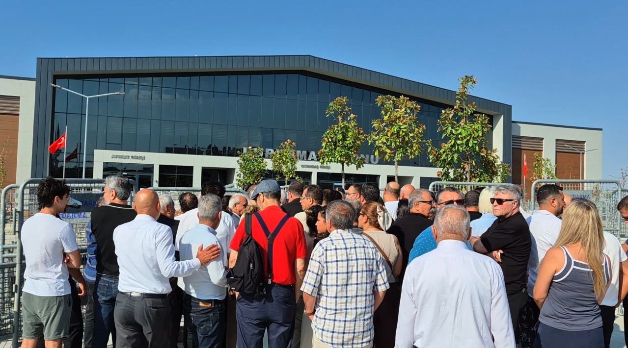 Aziz İhsan Aktaş suç örgütü davasında karar: Rıza Akpolat’a 23 yıl, Aziz İhsan Aktaş’a 2 yıl 8 ay hapis cezası 7 Bülten Medya -