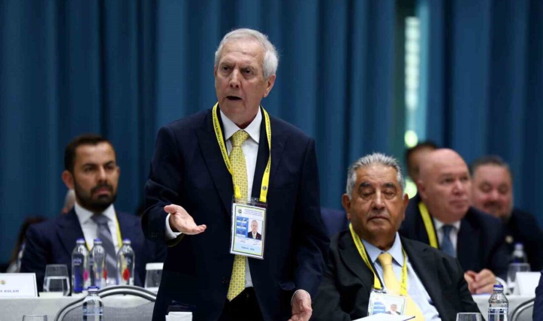 Aziz Yıldırım’dan, Orhan Demirel’e tepki Eski Fenerbahçe Genel Sekreteri Orhan Demirel’in açıklamalarına cevap veren Fenerbahçe