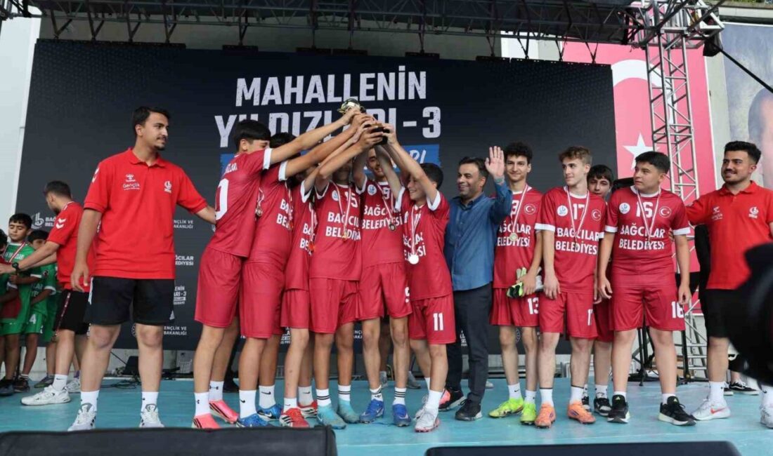 Bağcılar’da “Mahallenin Yıldızları” etkinliği için görkemli kapanış töreni Bağcılar Belediyesi tarafından düzenlenen “Mahallenin Yıldızları-3” etkinliği ile TÜGVA Bağcılar
