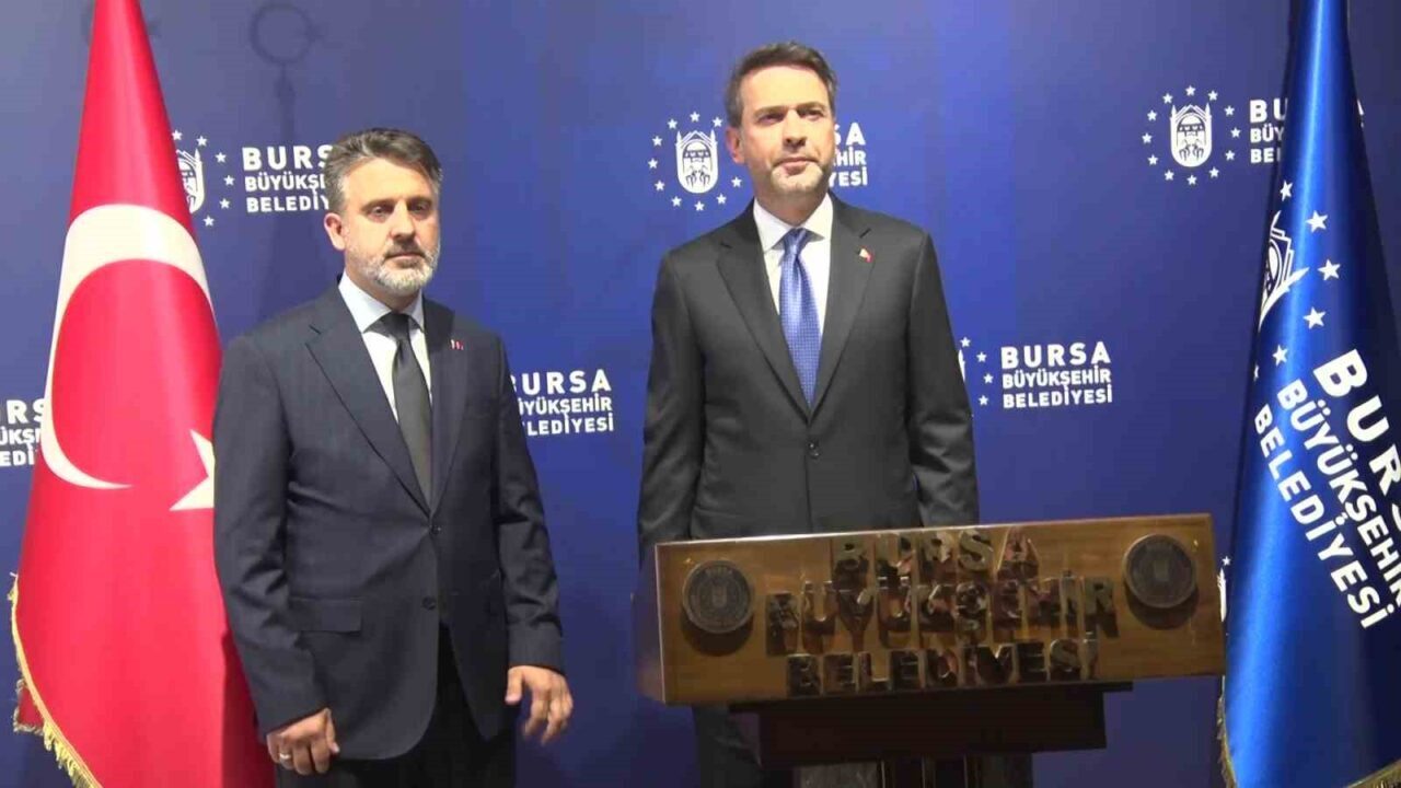 Bakan Bayraktar Bursa’da: İlk durak Valilik oldu 12 Bülten Medya -