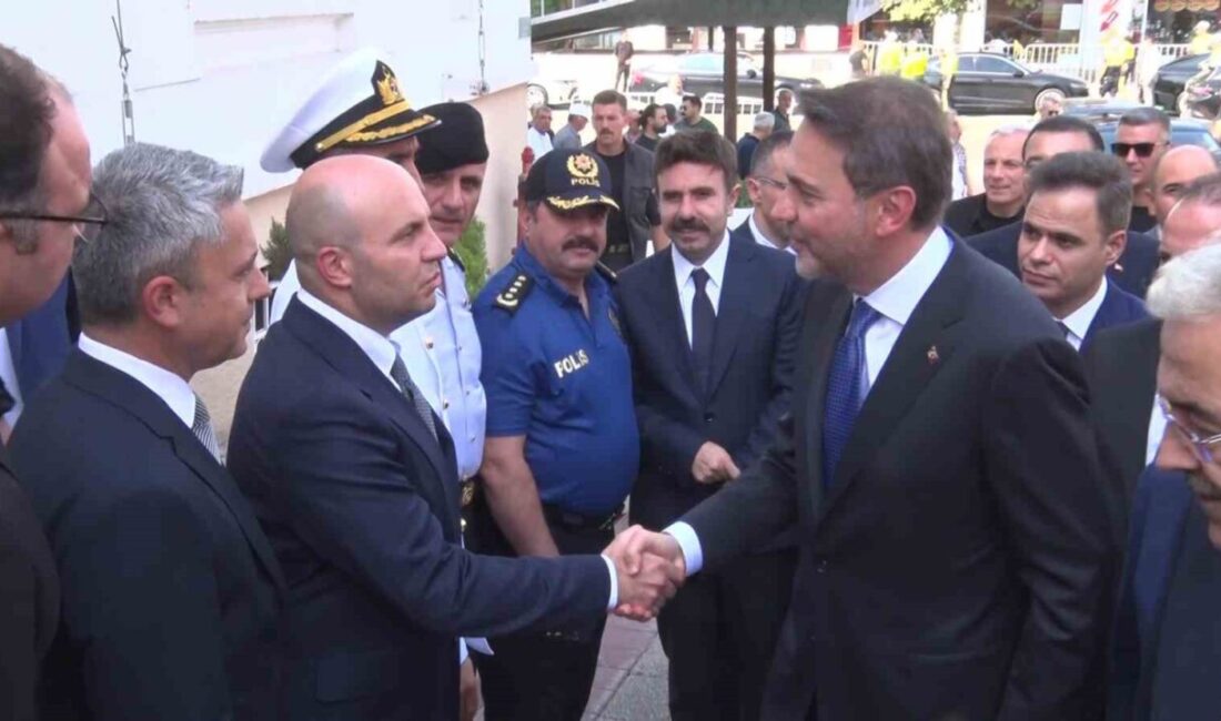 Bakan Bayraktar Bursa’da: İlk durak Valilik oldu Enerji ve Tabii Kaynaklar Bakanı Alparslan Bayraktar, Bursa’daki temasları kapsamında