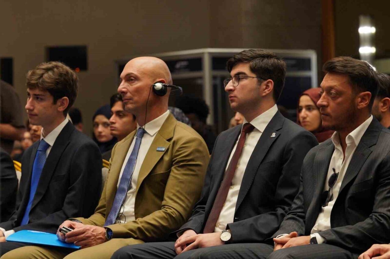 Bakan Bayraktar: " Gabar bizim için göz bebeği projelerimizden bir tanesi" 15 Bülten Medya -