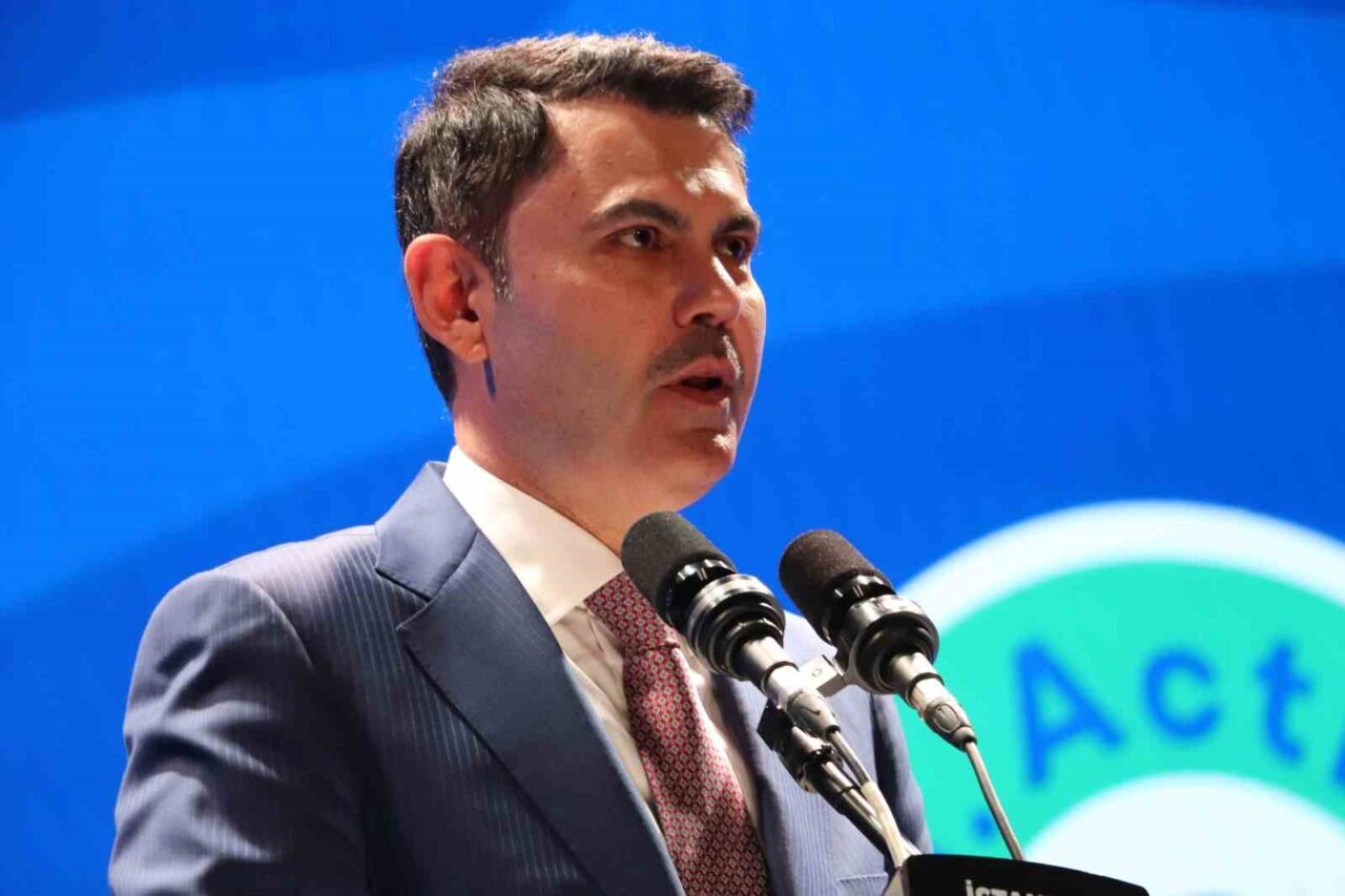 Bakan Kurum Demokrasi ve Özgürlükler Adası’nda konuştu: "Sözün eyleme dönüşmesi gereken zaman dilimindeyiz" 59 Bülten Medya -