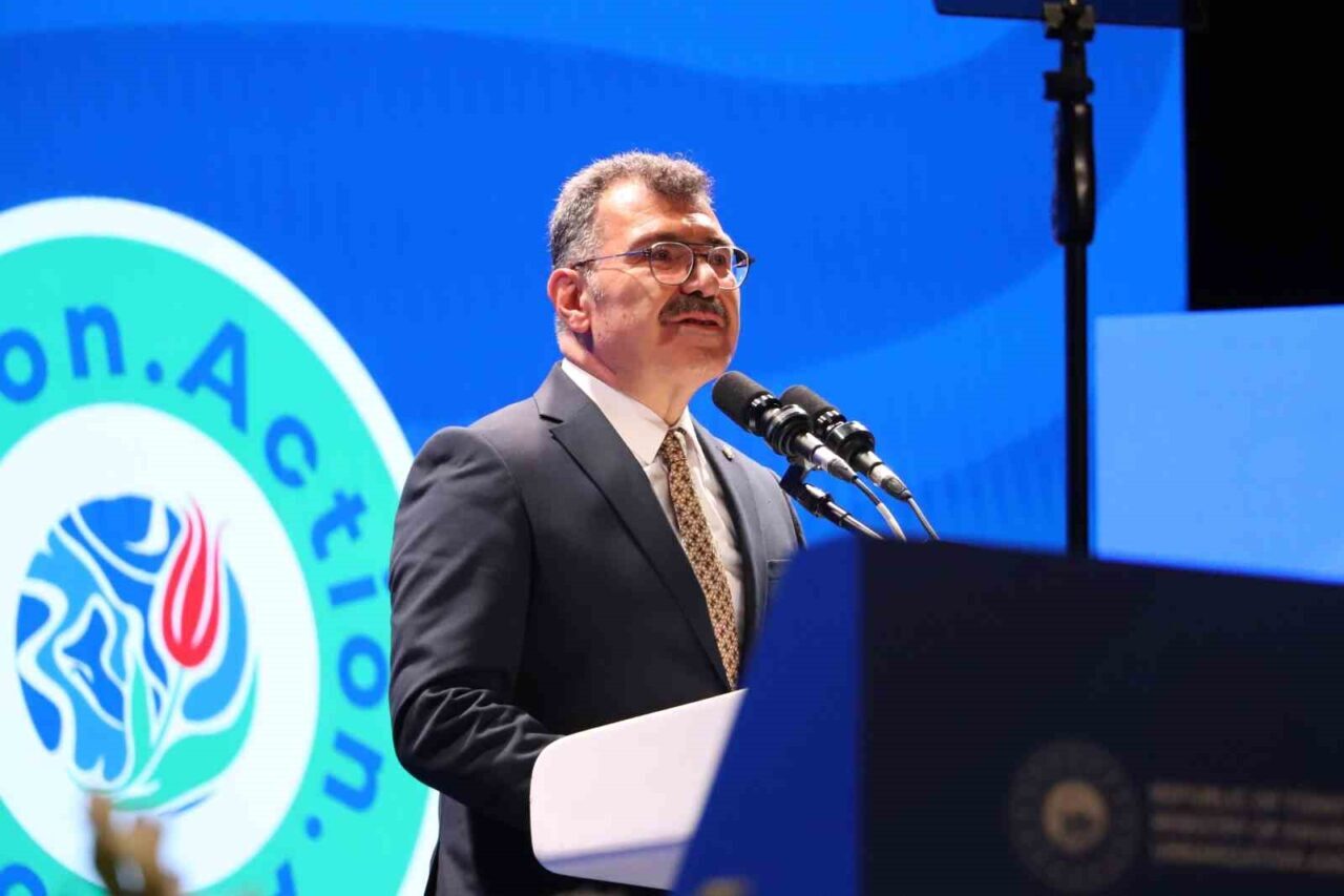 Bakan Kurum Demokrasi ve Özgürlükler Adası’nda konuştu: "Sözün eyleme dönüşmesi gereken zaman dilimindeyiz" 53 Bülten Medya -