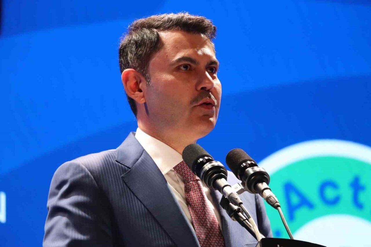 Bakan Kurum Demokrasi ve Özgürlükler Adası’nda konuştu: "Sözün eyleme dönüşmesi gereken zaman dilimindeyiz" 51 Bülten Medya -