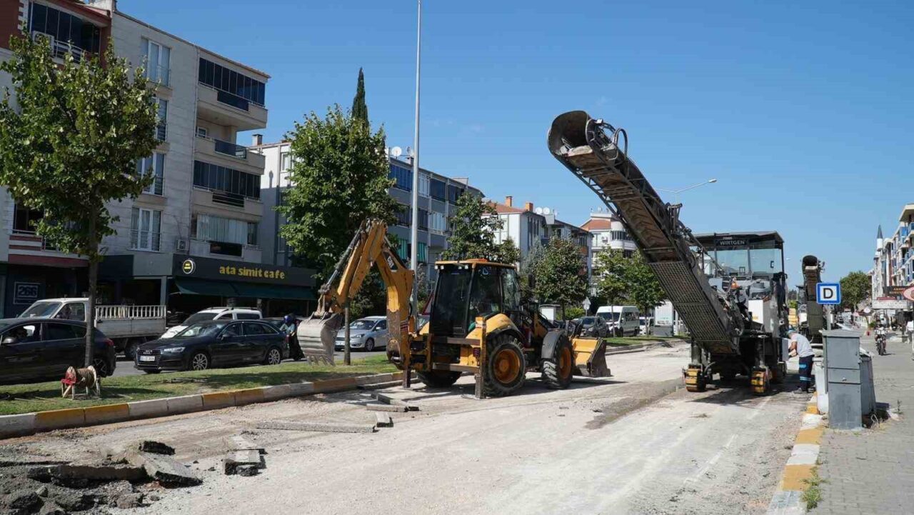 Balıkesir Büyükşehir, Savaştepe Caddesi’ni yeniliyor 21 Bülten Medya -