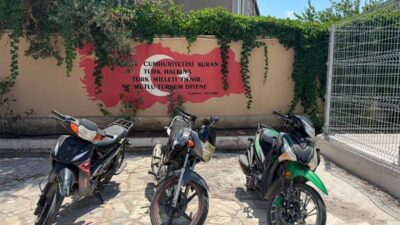 Balıkesir’de jandarma ekiplerince 3 motosiklet hırsızlığı yapan 2 şahıs, titiz