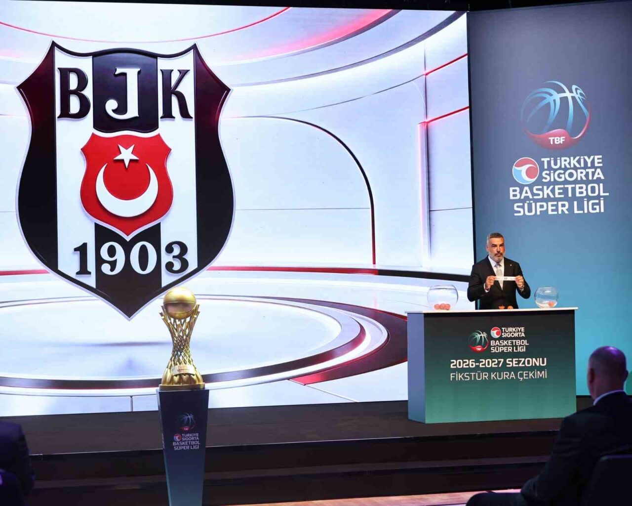 Türkiye Sigorta Basketbol Süper Ligi'nde 2026-2027 sezonunun fikstürü belli oldu.