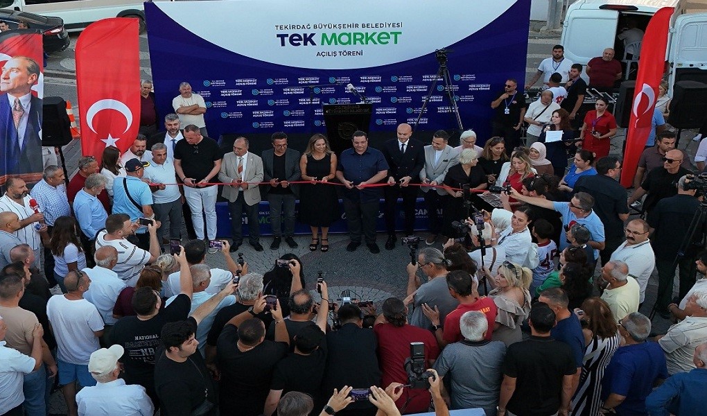 Belediyenin market projesinin 8’inci şubesi Marmaraereğlisi’nde açıldı Tekirdağ Büyükşehir Belediyesince üretici ile tüketiciyi doğrudan buluşturmak amacıyla hayata