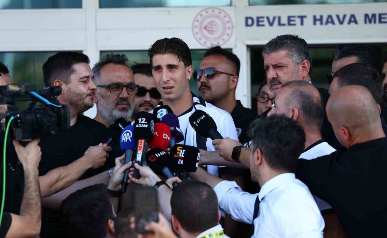 Beşiktaş’ın yeni transferi Fabio Miretti, İstanbul’a geldi 11 Bülten Medya -
