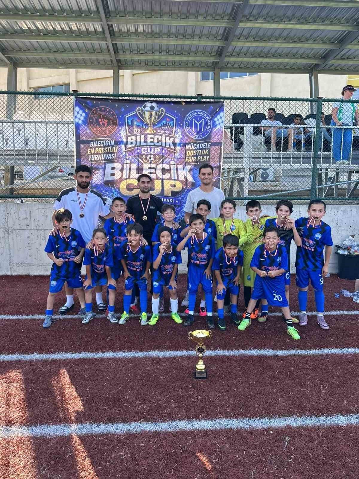 Bilecik CUP U11 Turnuvası nefes kesen müsabakalara sahne oldu 4 Bülten Medya -