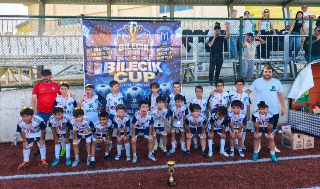 Bilecik CUP U11 Turnuvası nefes kesen müsabakalara sahne oldu 1299 Bilecikspor Kulübü tarafından düzenlenen Bilecik CUP U11 Turnuvası nefes