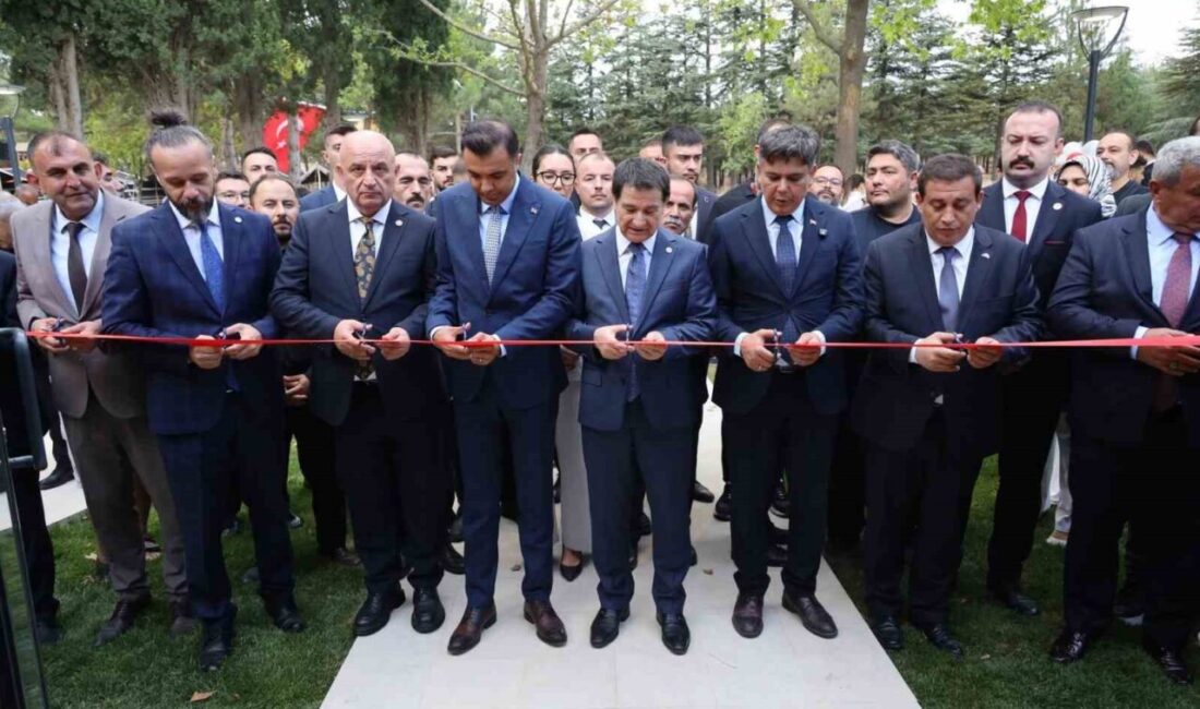 Bilecik’te Beylikten İmparatorluğa Dijital Tarih Müzesi açıldı Bilecik’in Söğüt ilçesinde Beylikten İmparatorluğa Dijital Tarih Müzesi açıldı. Kuruluşun