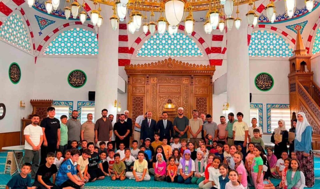 Bilecik’in Gölpazarı ilçesinde öğrenciler dini bilgi yarışmasında ter döktü. Gölpazarı