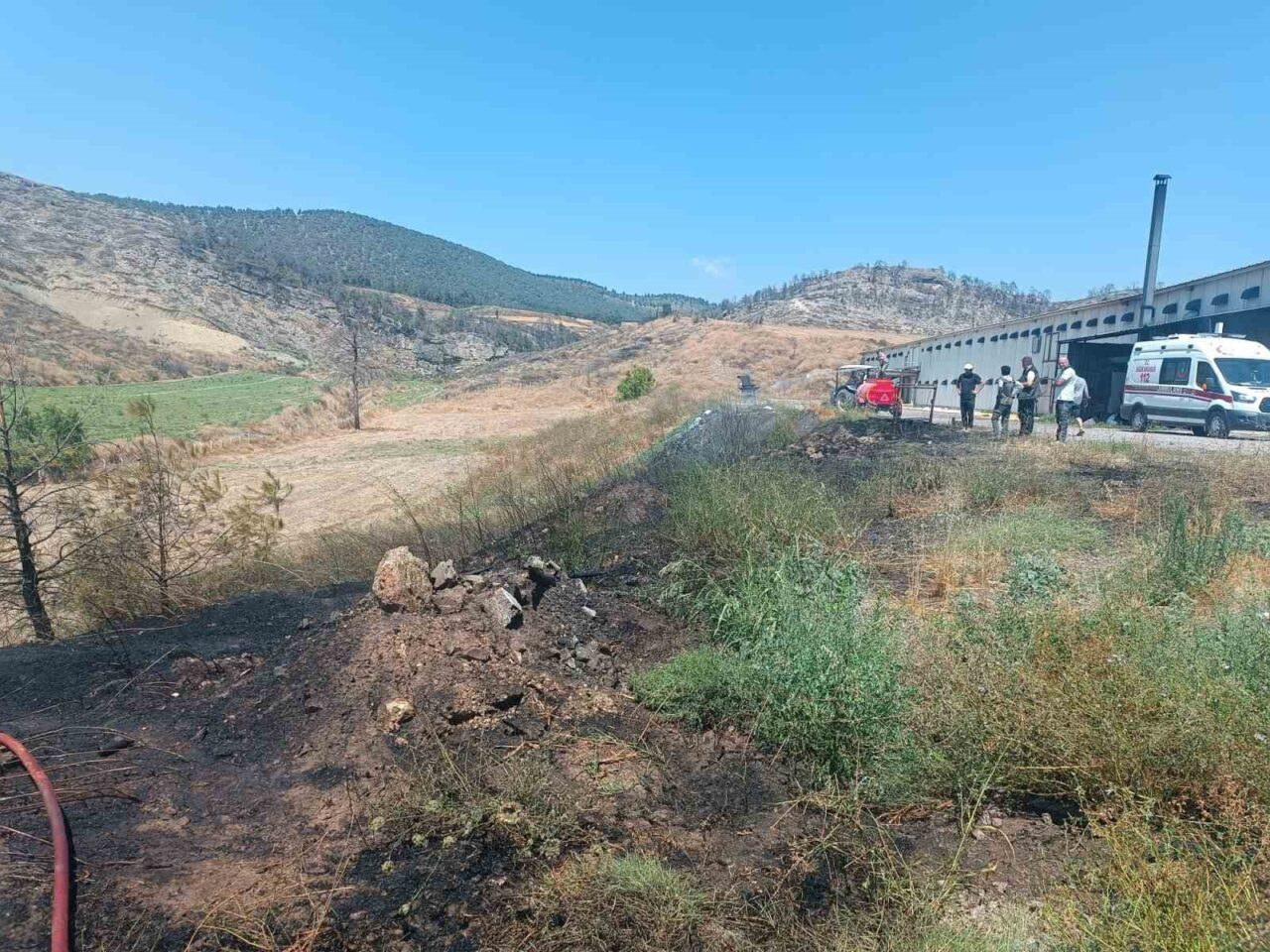 Bilecik’te ziraat alanında çıkan yangın büyümeden söndürüldü 10 Bülten Medya -