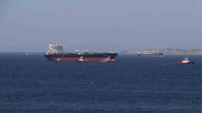 Çanakkale Boğazı’ndan geçen 251 metre uzunluğundaki ‘FRONT ALTAIR’ isimli boş