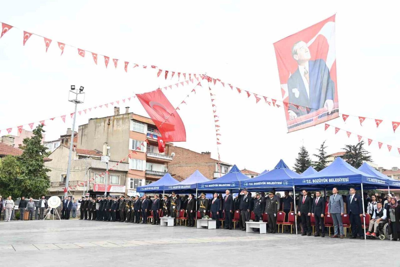 Bozüyük’te "30 Ağustos Zafer Bayramı" coşkusu 20 Bülten Medya -