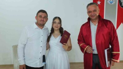 Balıkesir’in Burhaniye ilçesinde düğün sezonu devam ederken, aylık nikah sayısı
