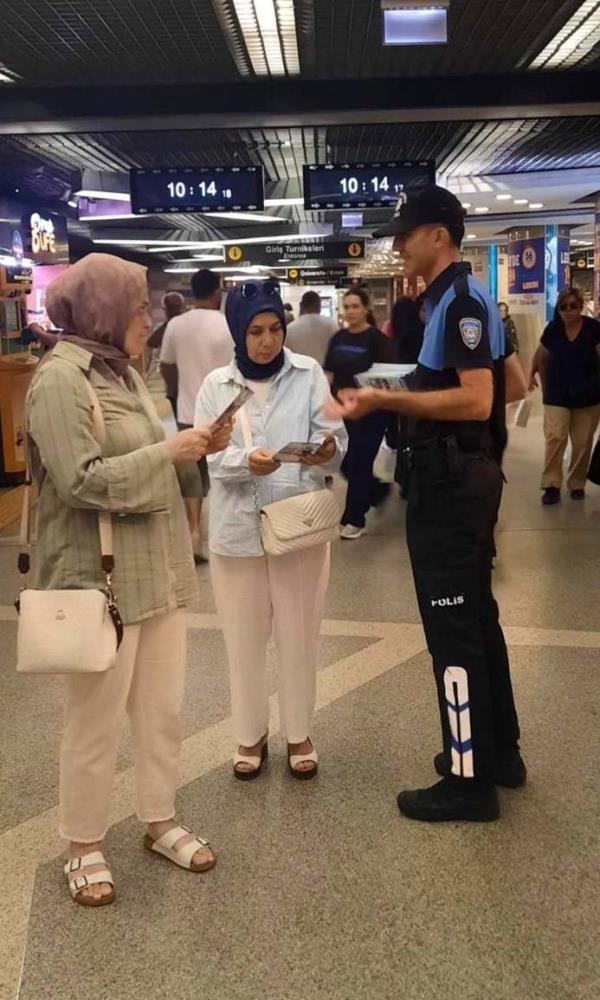 Bursa’da polis ekipleri, vatandaşların güvenlik bilincini artırmak ve suçların önlenmesine