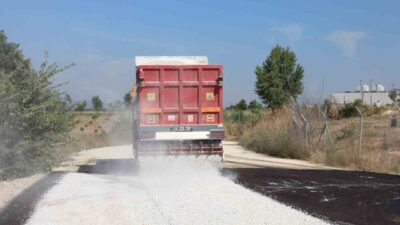 Bursa Büyükşehir Belediyesi, il genelinde sürdürdüğü ulaşım ağını güçlendirme çalışmaları