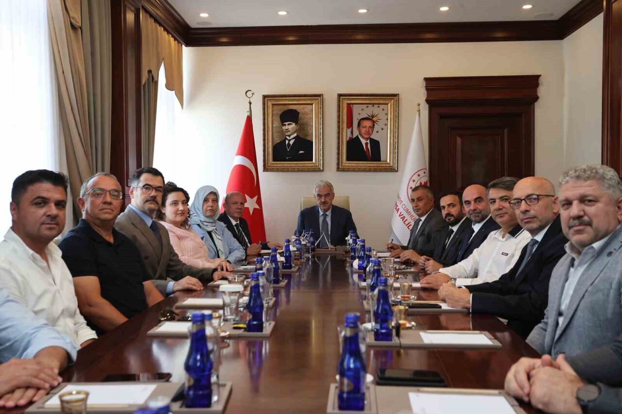 Bursa Ticaret Borsası’ndan merhum Meclis Başkanı Mehmet Aydın’a ahde vefa 13 Bülten Medya -