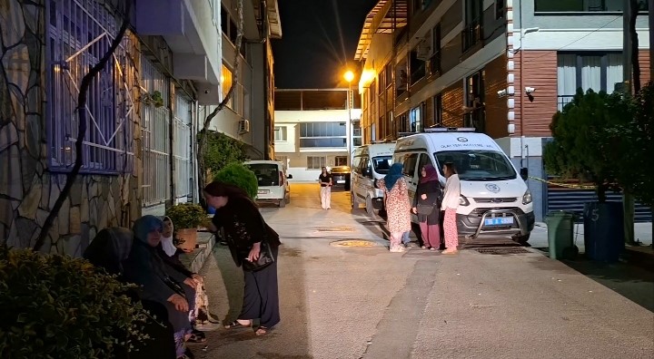 Bursa’da 7 aylık hamile kadın balkondan düşerek hayatını kaybetti Bursa’nın Nilüfer ilçesinde 7 aylık hamile bir kadın, apartmanın balkonundan