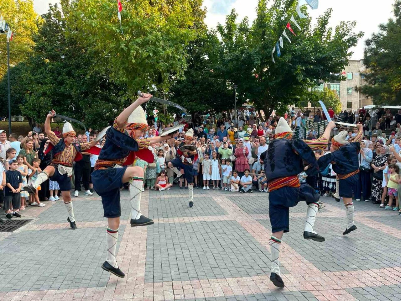 Bursa’da 700 yıllık fetih ruhu marşlarla yaşatılıyor 21 Bülten Medya -