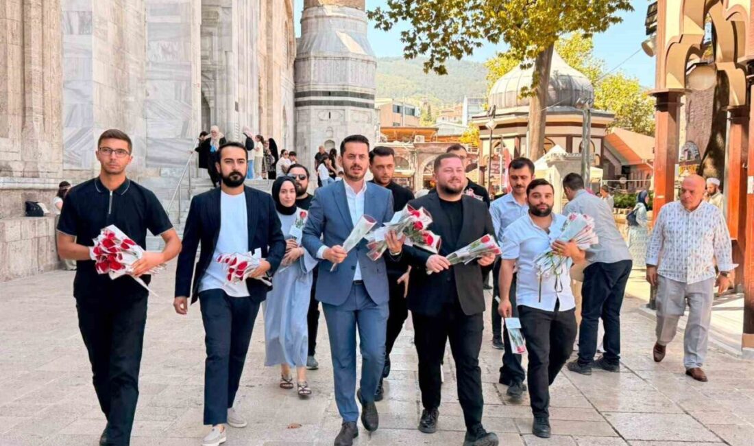 Bursa’da Ak Partili gençlerden anlamlı program AK Parti Osmangazi İlçe Gençlik Kolları Başkanlığı, Mevlid Kandili vesilesiyle