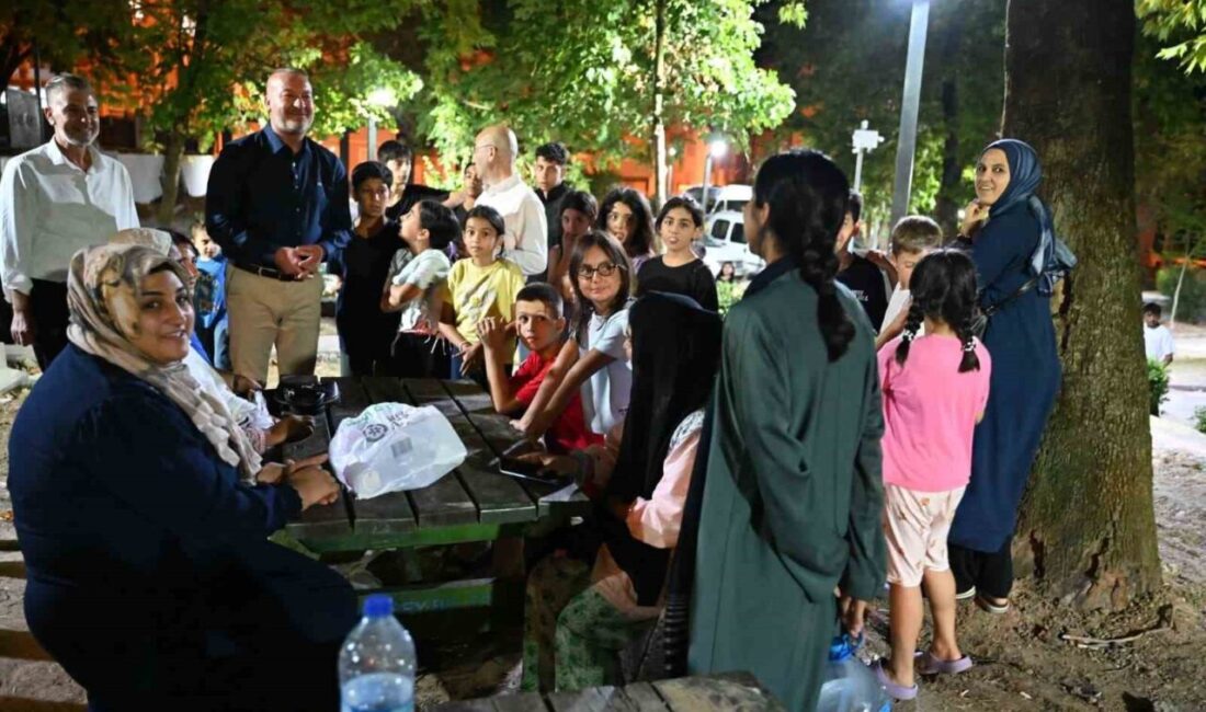 Bursa’da çocuk parkları güvenlik kamerasıyla takip edilecek Karacabey Belediye Başkanı Fatih Karabatı’nın seçim döneminde vatandaşlara verdiği önemli