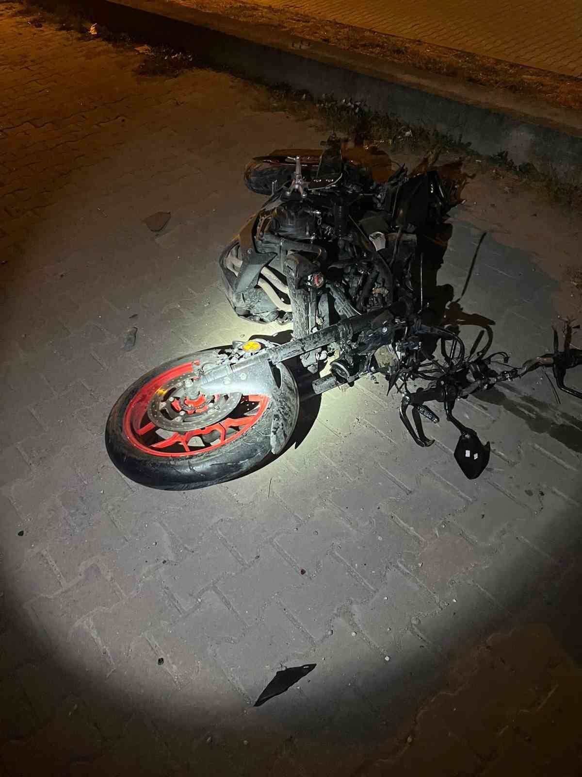Bursa’da feci kaza: 20 yaşındaki motosiklet sürücüsü hayatını kaybetti 22 Bülten Medya -