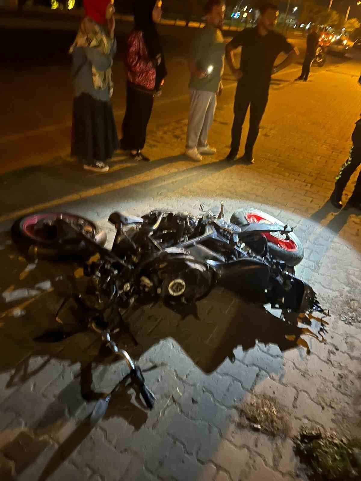 Bursa’da feci kaza: 20 yaşındaki motosiklet sürücüsü hayatını kaybetti 23 Bülten Medya -