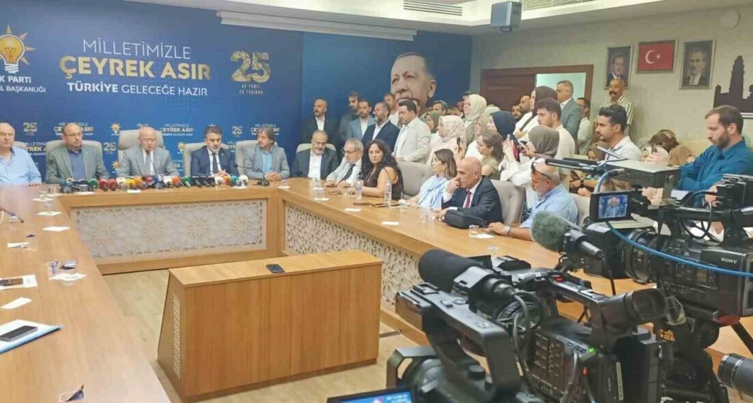 Bursa’ya 2 yeni hastane müjdesi Ak Partinin 25. kuruluş yıldönümü öncesi müjdeleri sıralayan AK Parti