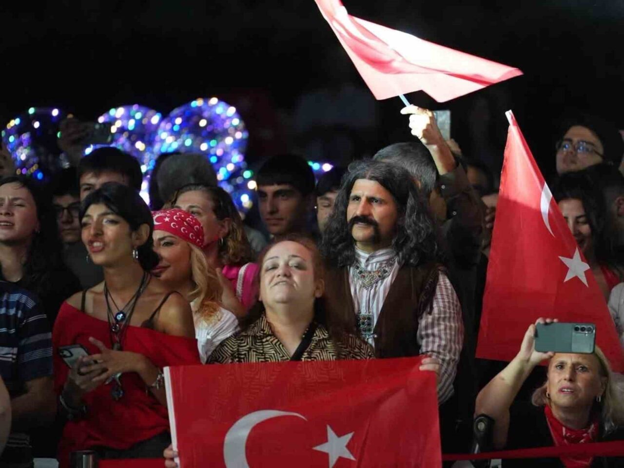 Büyük Zafer’in 104’üncü yılı Ataşehir’de coşkuyla kutlandı 16 Bülten Medya -