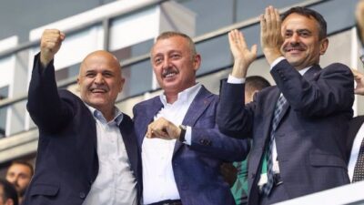 Kocaeli Büyükşehir Belediye Başkanı Tahir Büyükakın, Trendyol Süper Lig’in 2.