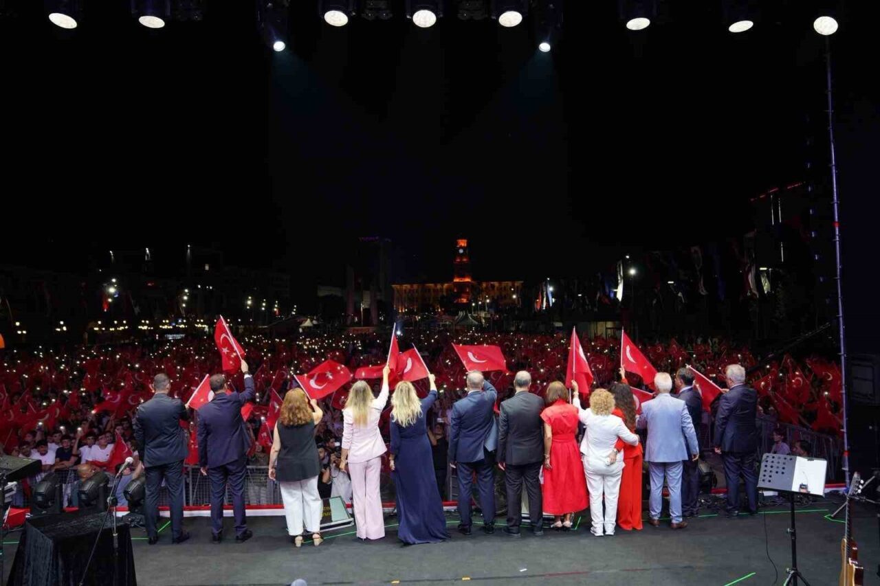 Büyükçekmece’de Zafer Bayramı coşkuyla kutlandı 12 Bülten Medya -