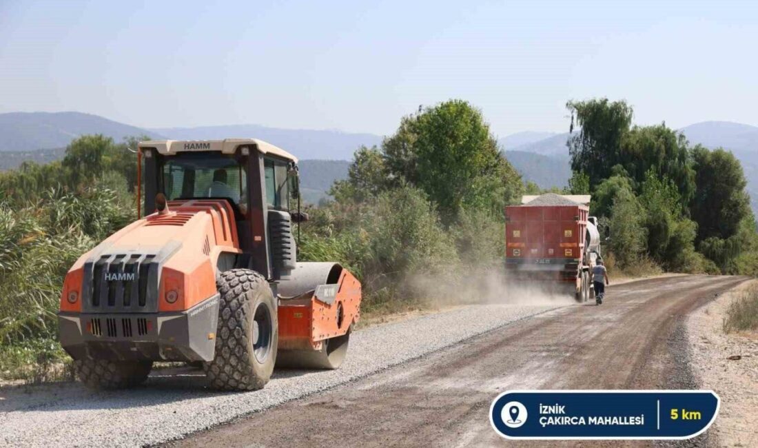 Büyükşehir 5 ilçede yolları yeniliyor Bursa Büyükşehir Belediyesi, il genelinde sürdürdüğü ulaşım ağını güçlendirme yatırımları