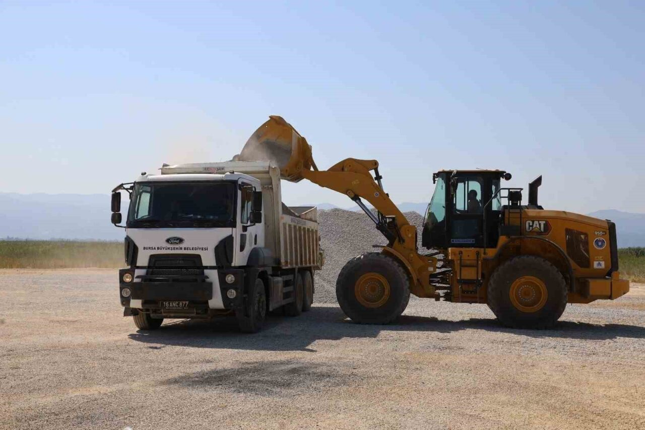 Büyükşehir 5 ilçede yolları yeniliyor 20 Bülten Medya -