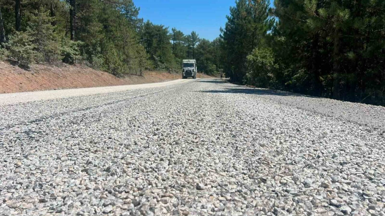 Büyükşehir Keles’te ulaşım kalitesini artırıyor 18 Bülten Medya -