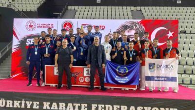 Bursa Büyükşehir Belediyespor Kulübü sporcuları, katıldıkları Ulusal ve uluslararası şampiyonalarda