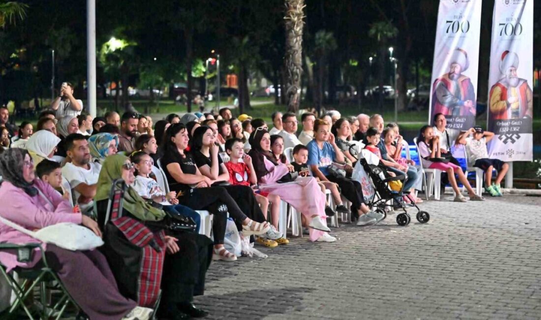 Büyükşehir’den Kültürpark’ta yeşilçam esintisi Bursa Büyükşehir Belediyesi tarafından düzenlenen ‘Kültürpark Yeşilçam Sinema Akşamları’, Türk