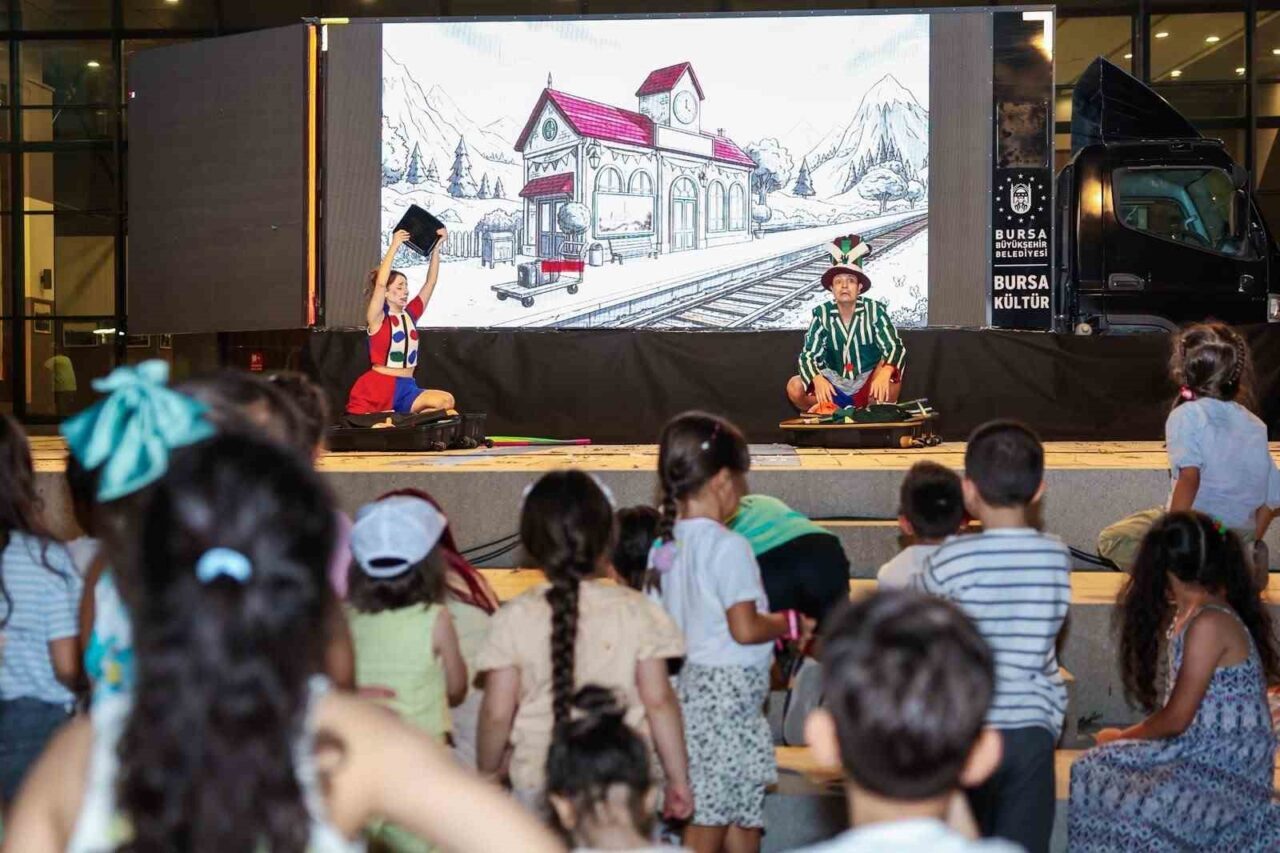 Büyükşehir’den miniklere ’İki bavul dolusu’ eğlence 11 Bülten Medya -